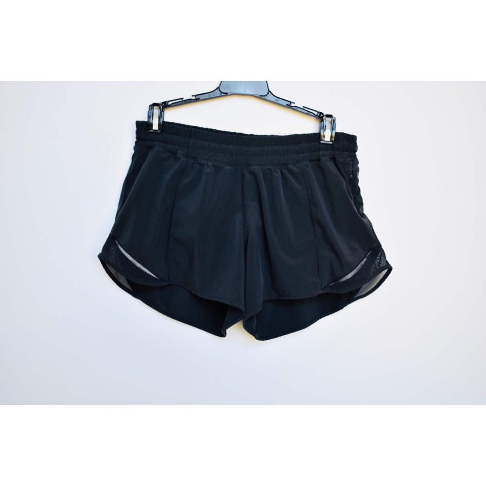 Lululemon Hotty Hot Short